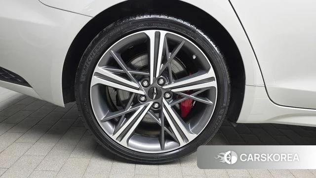 Genesis The New G70 id 4223064 из Кореи 28