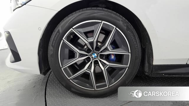 BMW 5 Series (G60) id 4720053 из Кореи 27