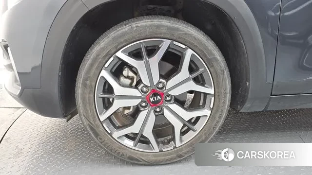 Kia Seltos id 3509105 из Кореи 15