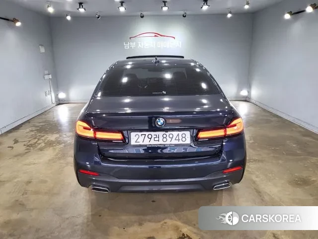 BMW 5 Series (G30) id 3410626 из Кореи 14