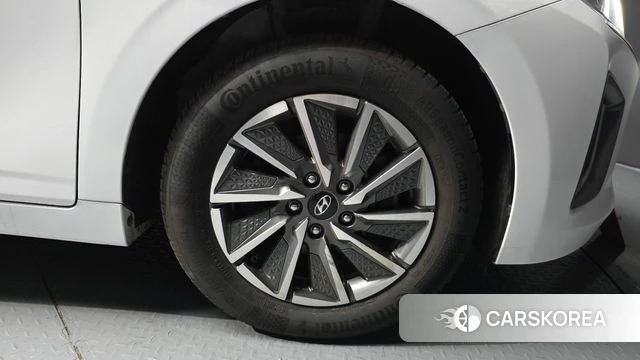 Hyundai The New Ionic Electric id 4196547 из Кореи 25