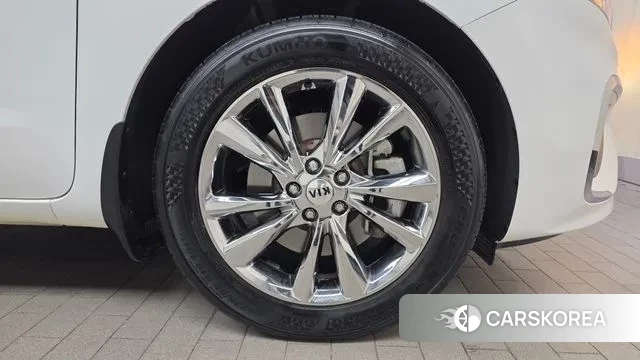 Kia The New Carnival id 3616971 из Кореи 15