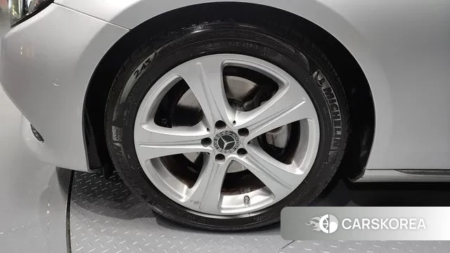 Mercedes-Benz E-Class W213 id 3297726 из Кореи 15