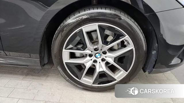 BMW 5 Series (G60) id 3457418 из Кореи 15