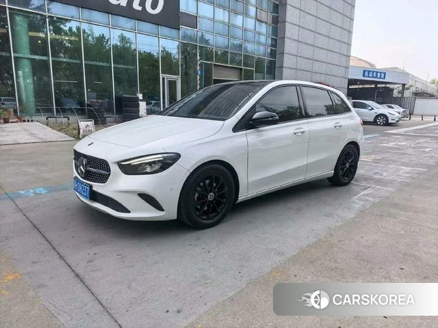 Mercedes-Benz Class B 2022 Белый из Китая, фото 5
