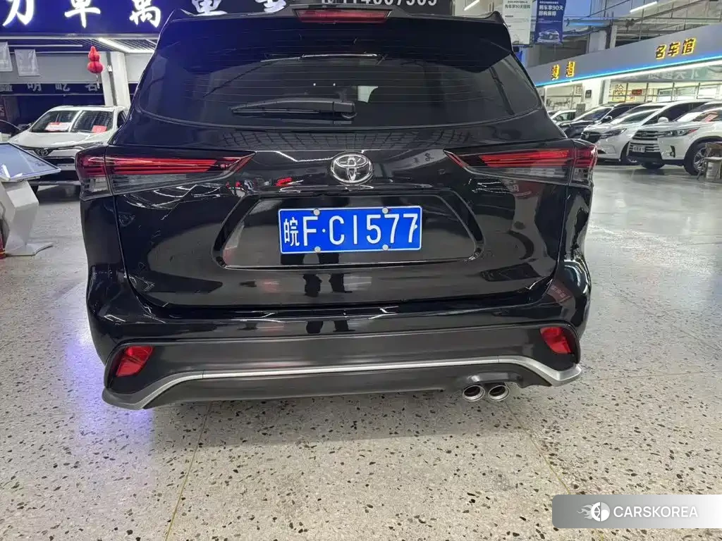 Toyota Crown 2025 Черный из Китая, фото 5