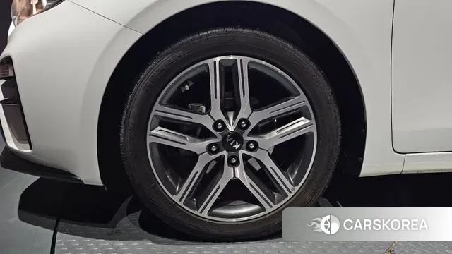 Kia Come New K3 id 3573999 из Кореи 15