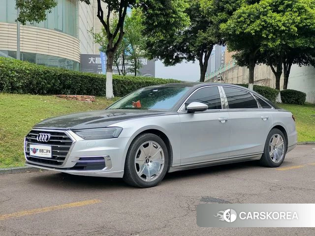 Audi A8 2021 Серебристо-серый из Китая, фото 5