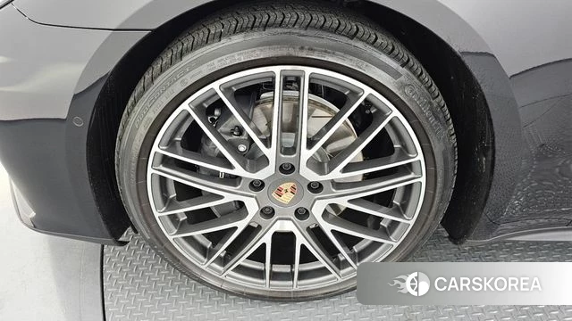 Porsche Panamera (976) id 4602125 из Кореи 25