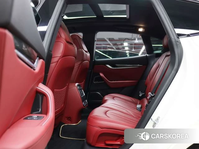 Maserati Levante id 4211545 из Китая 25