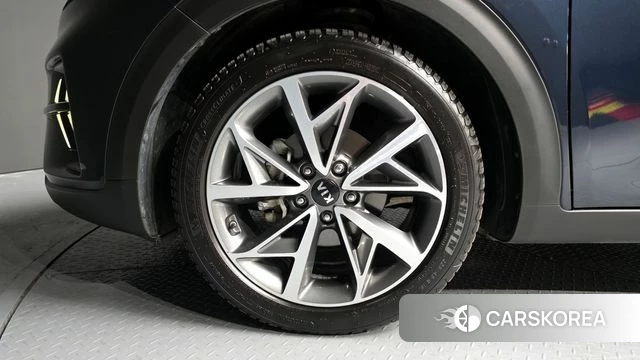 Kia The New Niro id 3828237 из Кореи 15