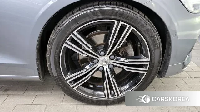 Volvo S60 3rd generation id 3736681 из Кореи 15