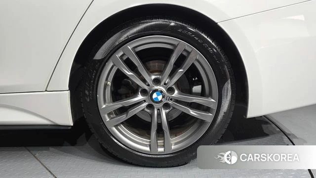 BMW 3 Series (F30) id 4536707 из Кореи 26
