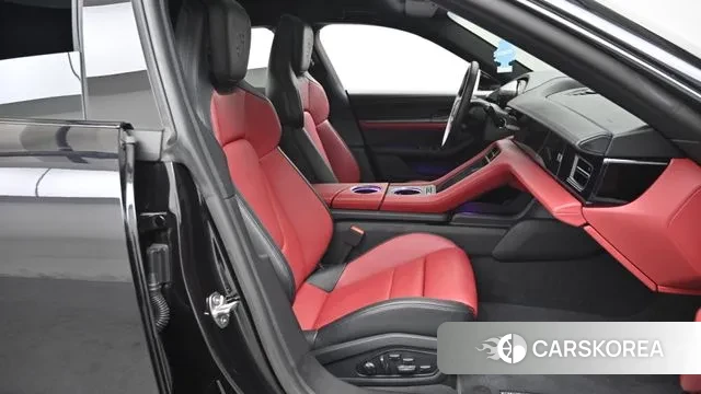 Porsche Taycan id 3733992 из Кореи 15