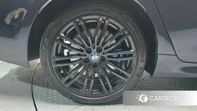 BMW 5 Series (G30) id 3886601 из Кореи 15