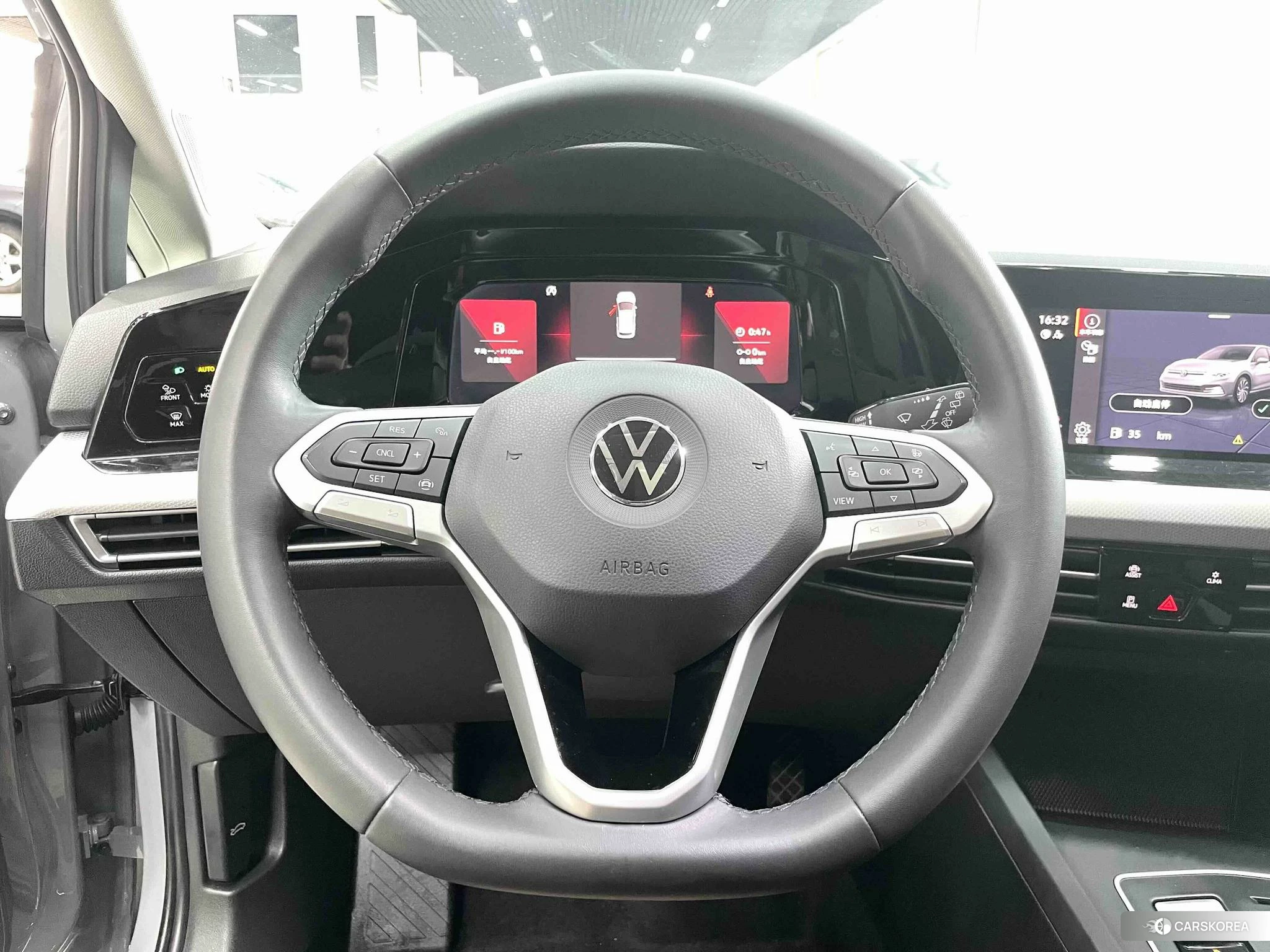 Volkswagen Golf id 4487189 из Китая 13