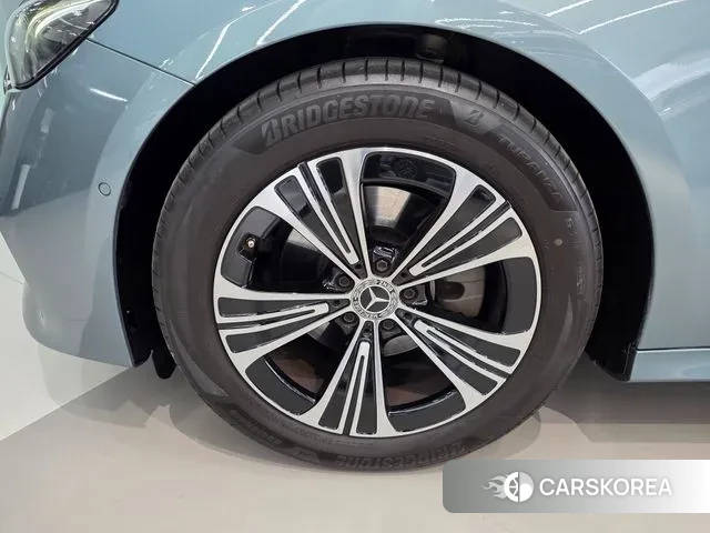 Mercedes-Benz E-Class W214 id 3476569 из Кореи 15