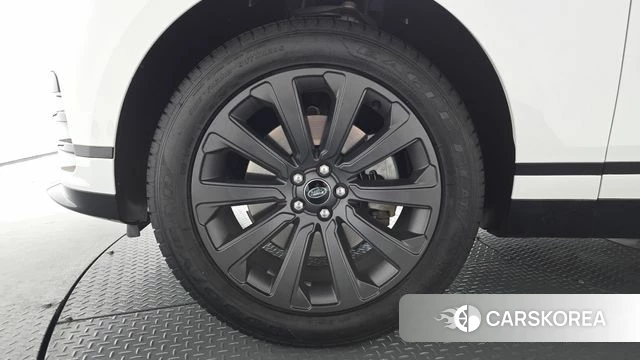 Land Rover Range Rover Velar id 4230610 из Кореи 31