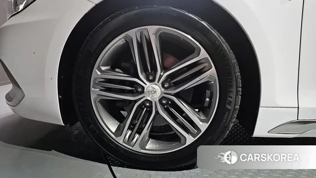 Hyundai Grandeur IG id 2981935 из Кореи 15