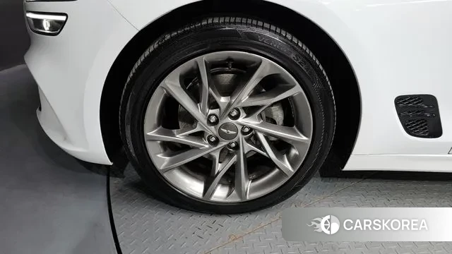 Genesis The New G70 id 3660830 из Кореи 15