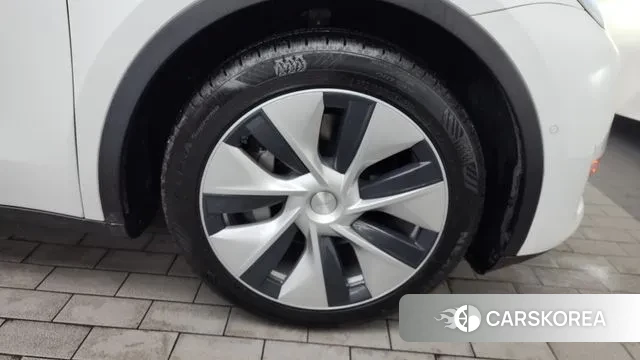 Tesla Model Y id 3175230 из Кореи 15