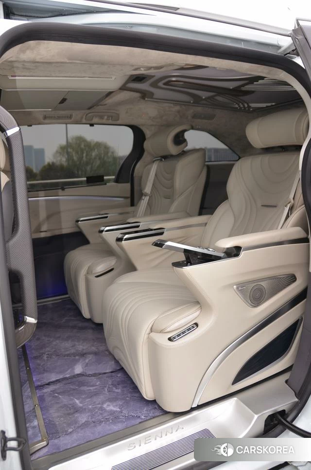 Toyota Saina id 4276040 из Китая 20