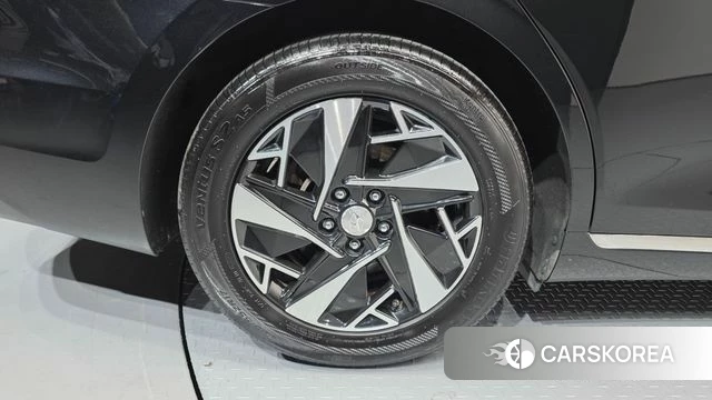 Hyundai The New Grandeur IG Hybrid id 4303611 из Кореи 28