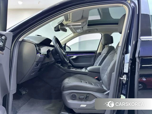Volkswagen Touareg id 4300389 из Китая 7