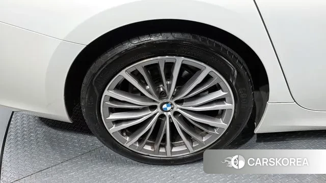 BMW 3 Series (G20) id 3458867 из Кореи 15