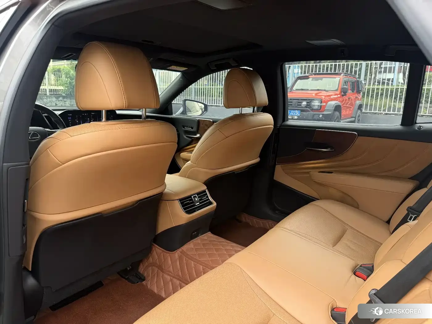 Lexus LS id 4600969 из Китая 13