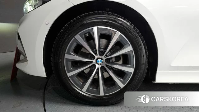 BMW 3 Series (G20) id 3883411 из Кореи 16