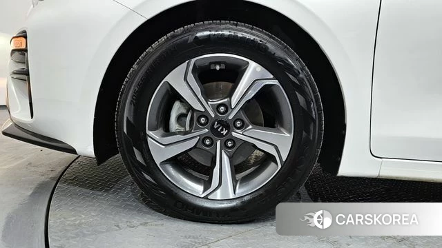 Kia Come New K3 id 3845970 из Кореи 15