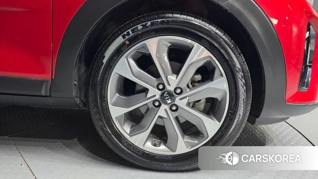 Kia Stonic id 3905492 из Кореи 15