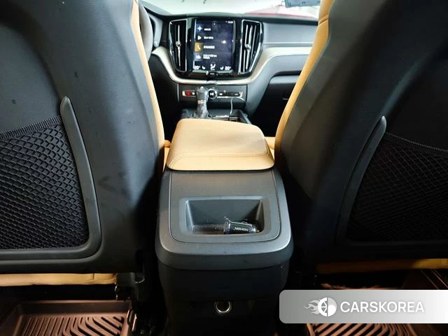 Volvo XC60 id 4238323 из Китая 21