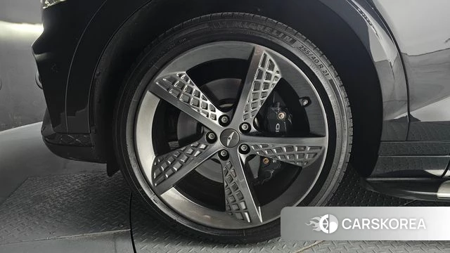 Genesis GV70 id 3878775 из Кореи 15