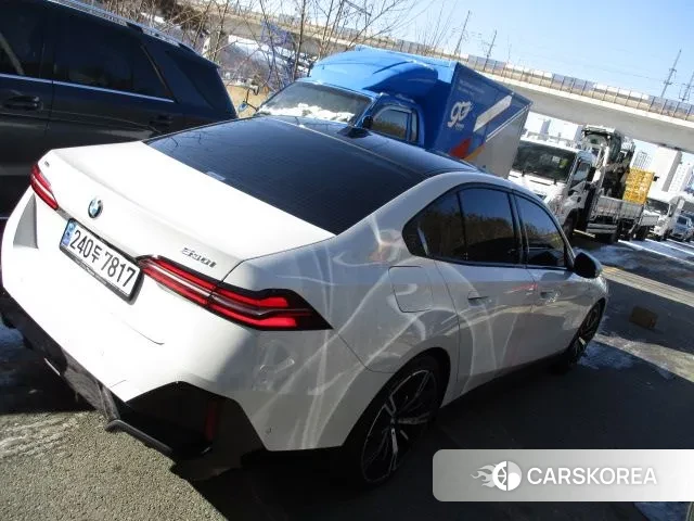 BMW 5 Series (G60) id 3619425 из Кореи 15