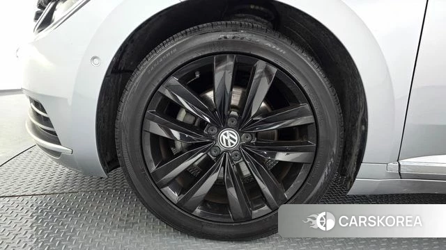 Volkswagen Arteon id 4610015 из Кореи 27