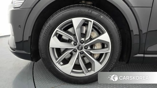 Audi e-Tron id 4322307 из Кореи 15
