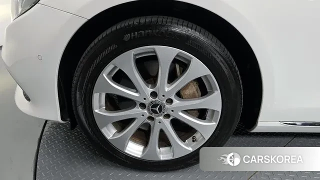 Mercedes-Benz E-Class W213 id 3423090 из Кореи 15