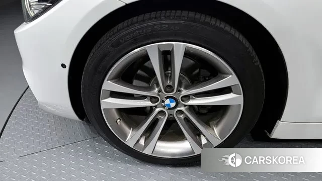 BMW 4 Series (F32) id 3692606 из Кореи 15