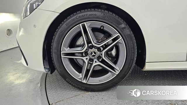 Mercedes-Benz E-Class W213 id 4608130 из Кореи 28