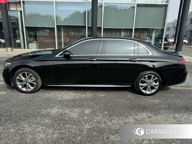 Mercedes-Benz E-class id 4272951 из Китая 9