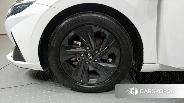 Hyundai Avante (CN7) id 3885371 из Кореи 15