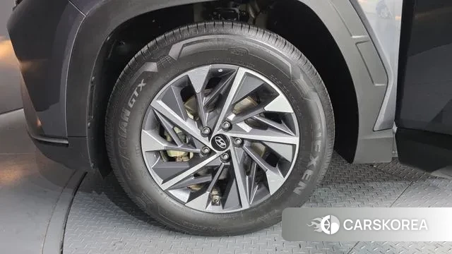 Hyundai Tucson (NX4) id 3359784 из Кореи 15