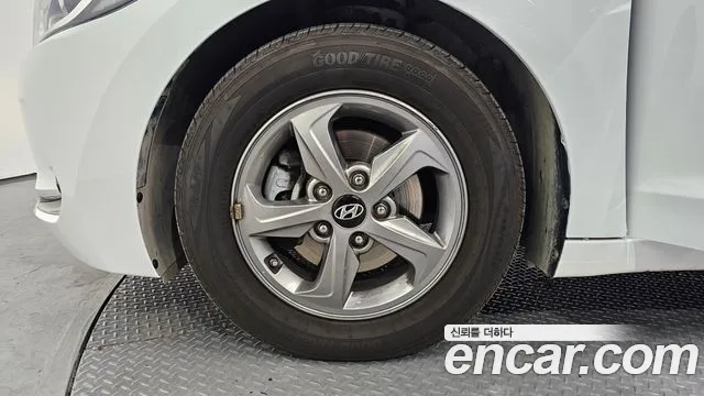 Hyundai Avante AD id 2850838 из Кореи 15