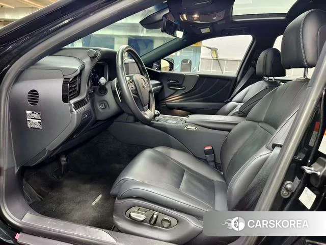 Lexus LS id 4261881 из Китая 17
