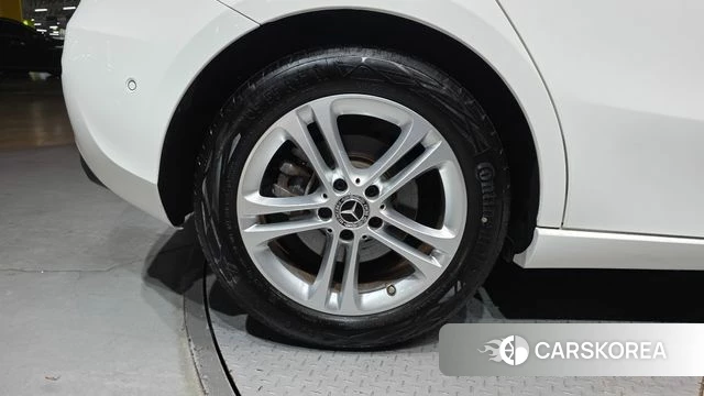 Mercedes-Benz A-Class W177 id 4571664 из Кореи 26