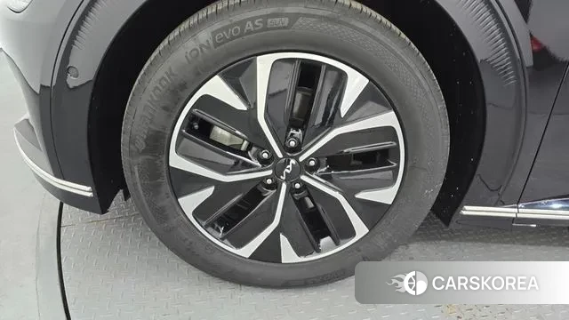 Kia EV6 id 3566455 из Кореи 15