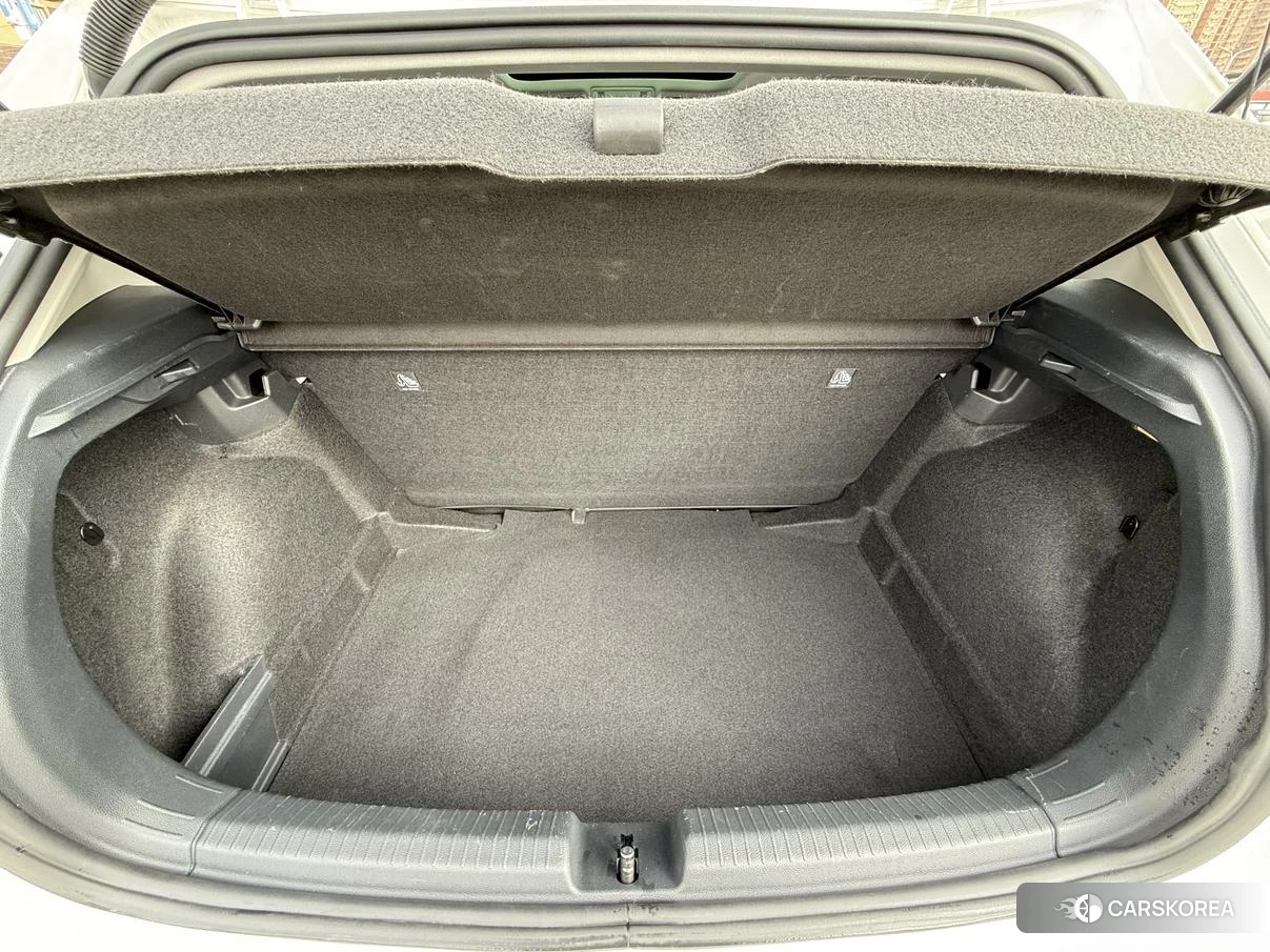 Volkswagen Polo id 4510880 из Китая 11