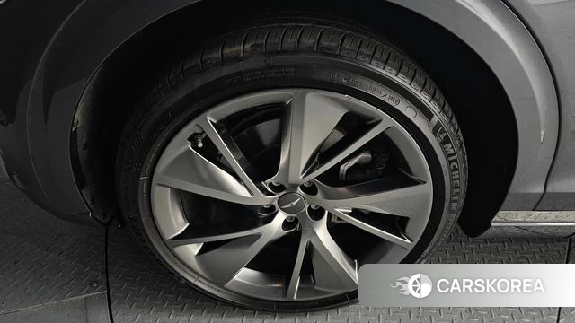 Genesis GV70 id 3819750 из Кореи 15